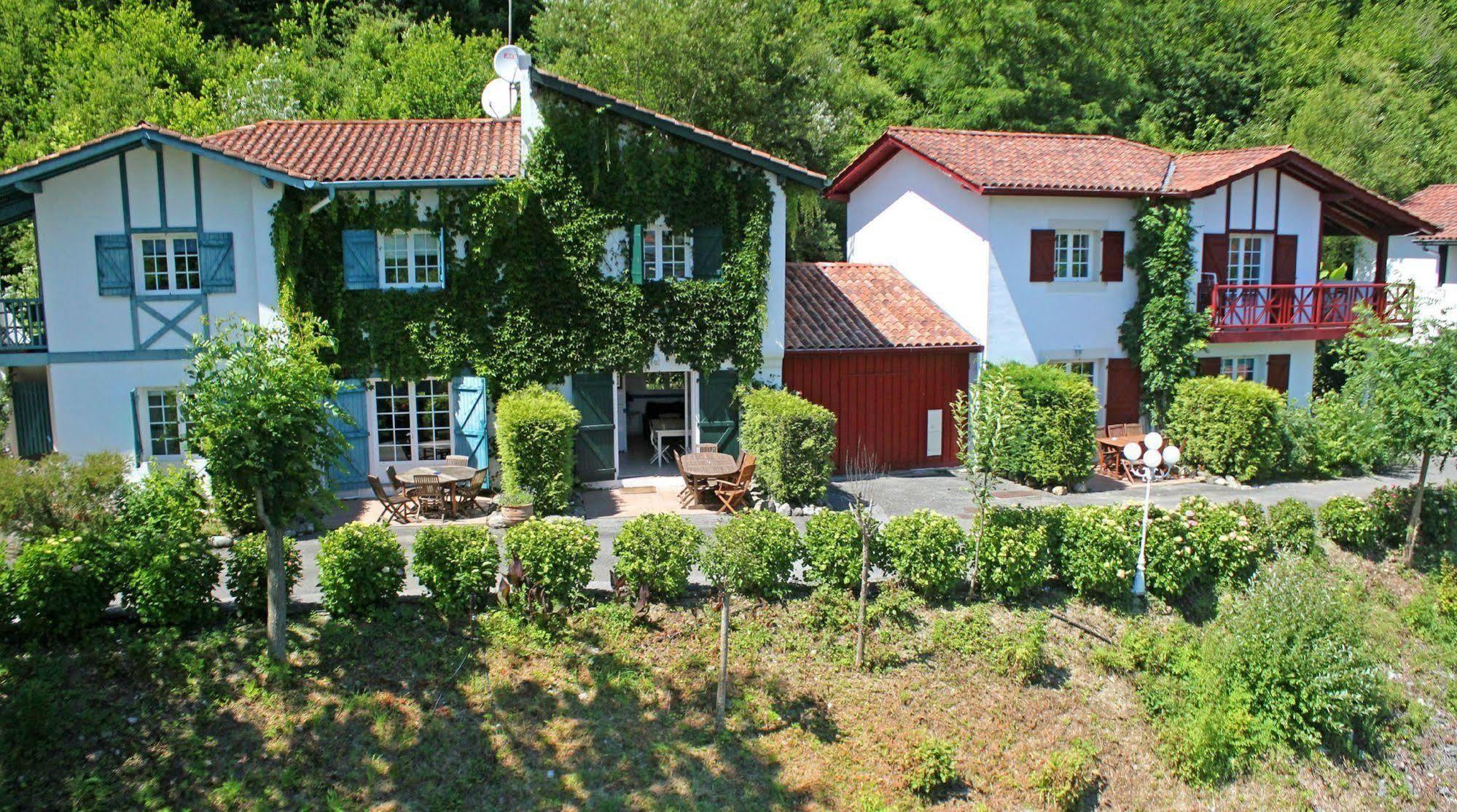 Les Collines Iduki La Bastide-Clairence